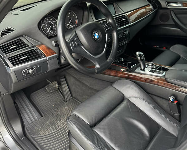 БМВ Х5, объемом двигателя 3 л и пробегом 235 тыс. км за 20000 $, фото 9 на Automoto.ua