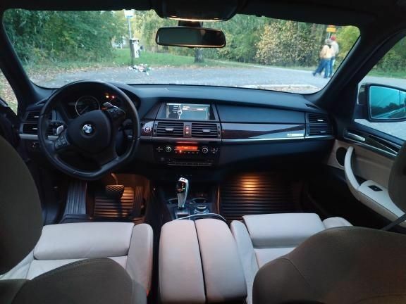 БМВ Х5, объемом двигателя 3 л и пробегом 330 тыс. км за 12810 $, фото 5 на Automoto.ua