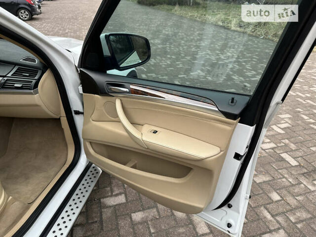 БМВ Х5, объемом двигателя 2.99 л и пробегом 302 тыс. км за 18900 $, фото 24 на Automoto.ua