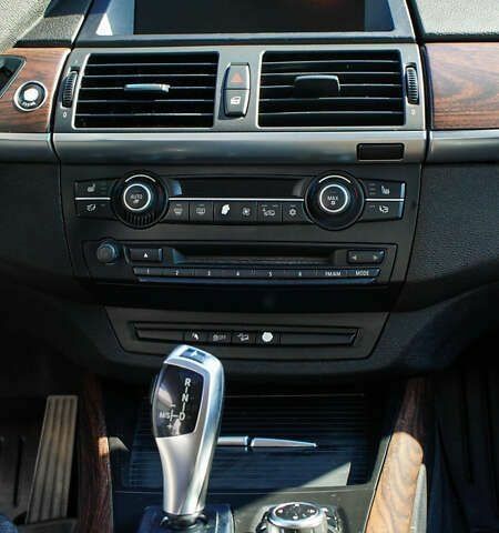 БМВ Х5, объемом двигателя 3 л и пробегом 258 тыс. км за 12950 $, фото 27 на Automoto.ua