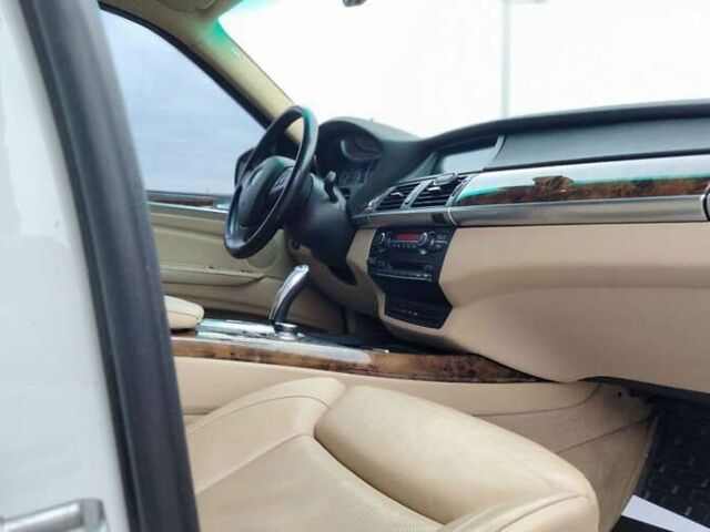 БМВ Х5, объемом двигателя 3 л и пробегом 275 тыс. км за 15800 $, фото 21 на Automoto.ua