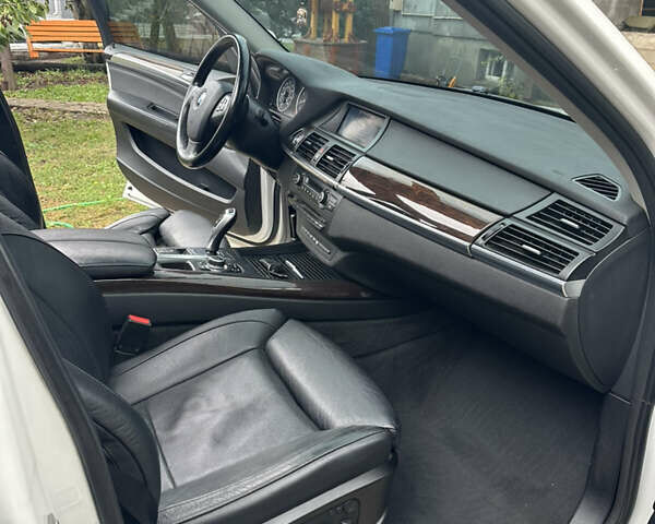 БМВ Х5, объемом двигателя 2.98 л и пробегом 170 тыс. км за 17100 $, фото 3 на Automoto.ua