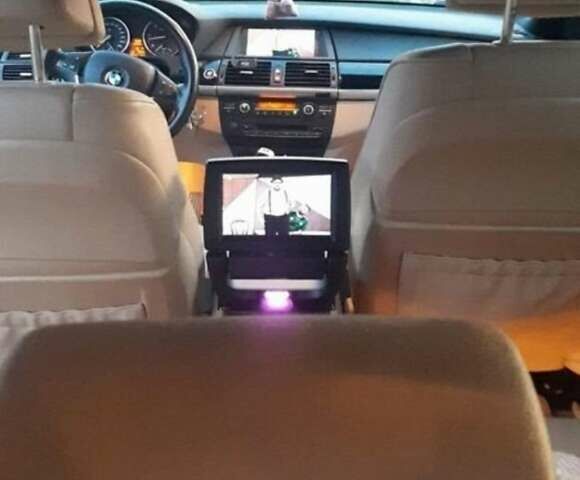БМВ Х5, объемом двигателя 3 л и пробегом 254 тыс. км за 6300 $, фото 7 на Automoto.ua