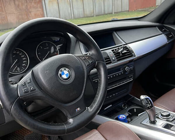 БМВ Х5, объемом двигателя 3 л и пробегом 260 тыс. км за 16500 $, фото 11 на Automoto.ua