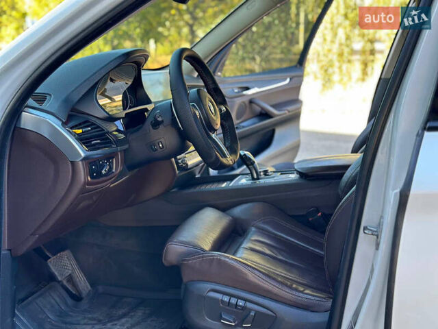 БМВ Х5, об'ємом двигуна 3 л та пробігом 177 тис. км за 29999 $, фото 6 на Automoto.ua