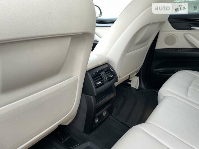 БМВ Х5, объемом двигателя 3 л и пробегом 215 тыс. км за 23850 $, фото 26 на Automoto.ua