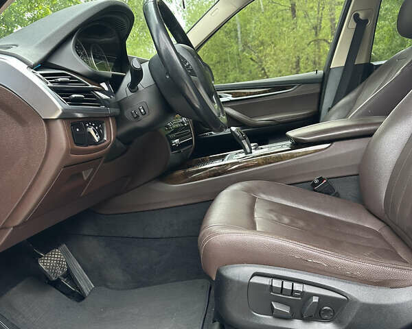 БМВ Х5, об'ємом двигуна 3 л та пробігом 230 тис. км за 18900 $, фото 30 на Automoto.ua