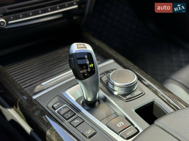БМВ Х5, объемом двигателя 2.99 л и пробегом 190 тыс. км за 30500 $, фото 14 на Automoto.ua