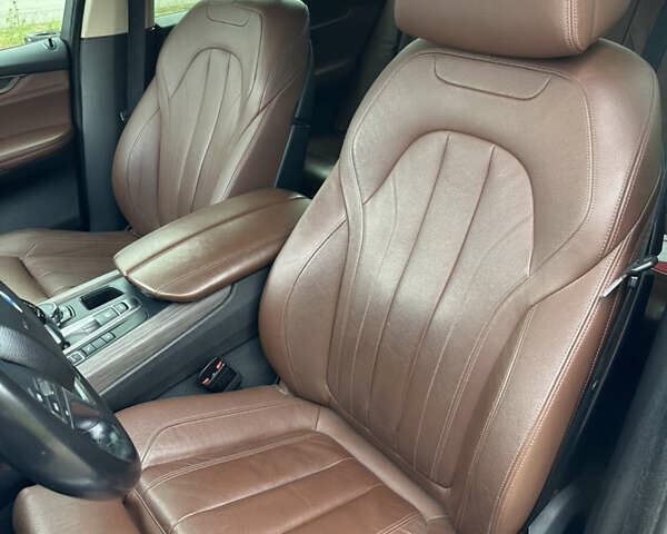 БМВ Х5, объемом двигателя 2.99 л и пробегом 240 тыс. км за 30000 $, фото 1 на Automoto.ua