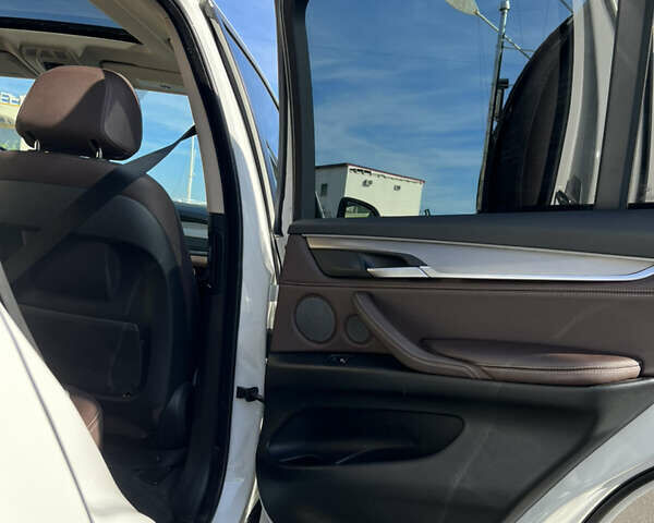 БМВ Х5, объемом двигателя 2 л и пробегом 135 тыс. км за 33500 $, фото 16 на Automoto.ua