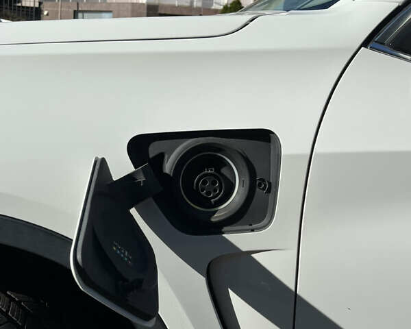 БМВ Х5, объемом двигателя 2 л и пробегом 135 тыс. км за 33500 $, фото 25 на Automoto.ua