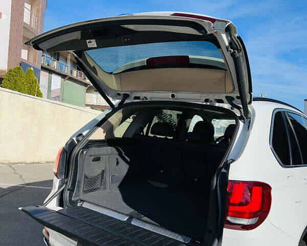 БМВ Х5, объемом двигателя 2 л и пробегом 135 тыс. км за 33500 $, фото 1 на Automoto.ua