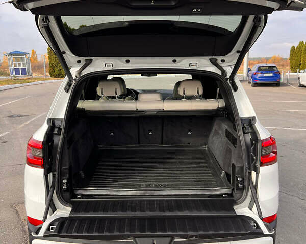 БМВ Х5, объемом двигателя 3 л и пробегом 115 тыс. км за 56000 $, фото 8 на Automoto.ua