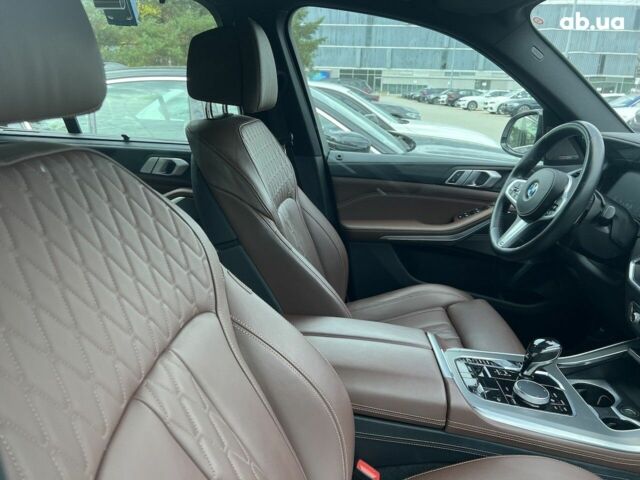 БМВ Х5, объемом двигателя 3 л и пробегом 15 тыс. км за 101833 $, фото 17 на Automoto.ua