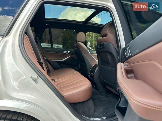 БМВ Х5, объемом двигателя 0 л и пробегом 107 тыс. км за 17000 $, фото 4 на Automoto.ua