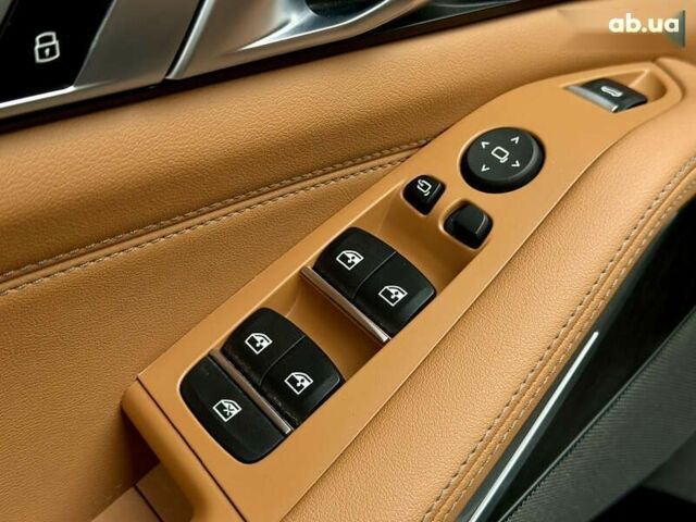 БМВ Х5, объемом двигателя 3 л и пробегом 8 тыс. км за 72900 $, фото 17 на Automoto.ua
