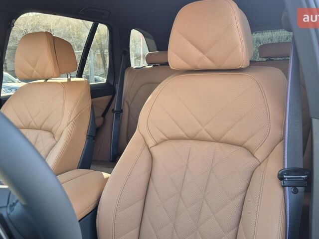 БМВ Х5, объемом двигателя 2.99 л и пробегом 0 тыс. км за 120827 $, фото 9 на Automoto.ua