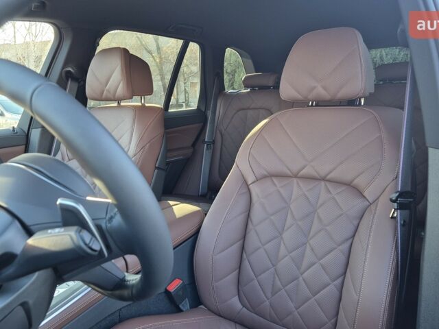 БМВ Х5, объемом двигателя 2.99 л и пробегом 0 тыс. км за 120827 $, фото 9 на Automoto.ua