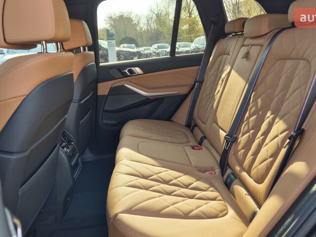 БМВ Х5, объемом двигателя 2.99 л и пробегом 0 тыс. км за 120917 $, фото 13 на Automoto.ua