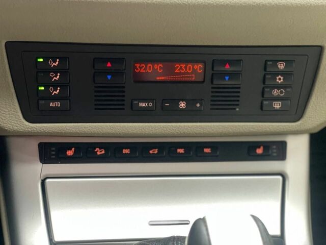 Желтый БМВ Х5, объемом двигателя 3 л и пробегом 385 тыс. км за 8400 $, фото 11 на Automoto.ua