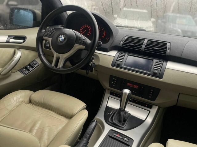 Желтый БМВ Х5, объемом двигателя 3 л и пробегом 385 тыс. км за 8400 $, фото 14 на Automoto.ua