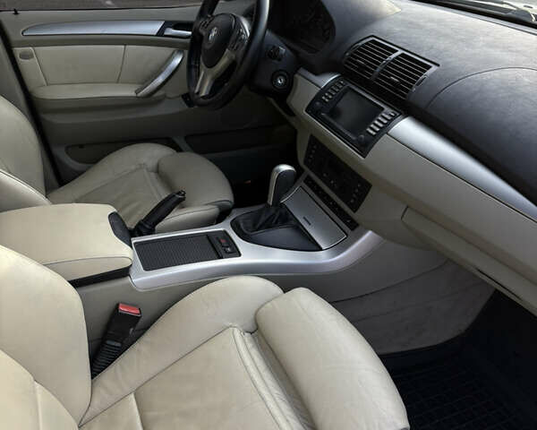 Желтый БМВ Х5, объемом двигателя 3 л и пробегом 380 тыс. км за 8999 $, фото 9 на Automoto.ua