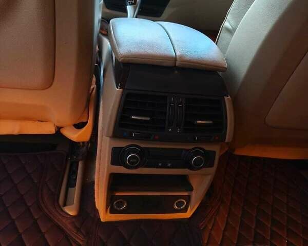 БМВ Х5 2011 в Кременчуге на Automoto.ua Желтый БМВ Х5, объемом двигателя 3 л и пробегом 230 тыс. км за 15000 $, фото 7 на Automoto.ua