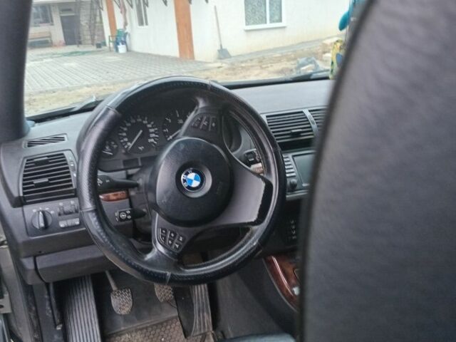 Серый БМВ Х5, объемом двигателя 3 л и пробегом 367 тыс. км за 4739 $, фото 1 на Automoto.ua