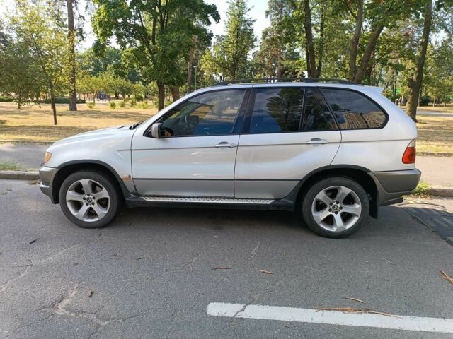 Сірий БМВ Х5, об'ємом двигуна 3 л та пробігом 260 тис. км за 4900 $, фото 1 на Automoto.ua