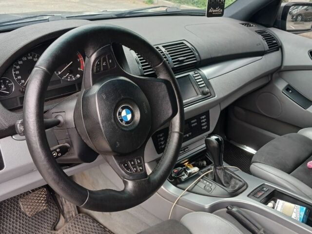 Сірий БМВ Х5, об'ємом двигуна 3 л та пробігом 400 тис. км за 10000 $, фото 6 на Automoto.ua