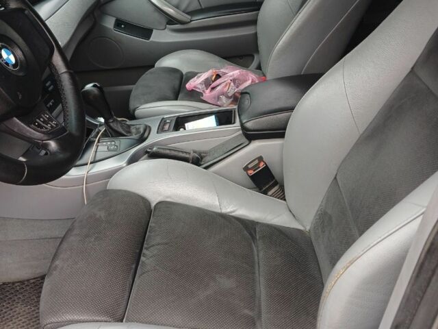 Сірий БМВ Х5, об'ємом двигуна 3 л та пробігом 400 тис. км за 10000 $, фото 5 на Automoto.ua