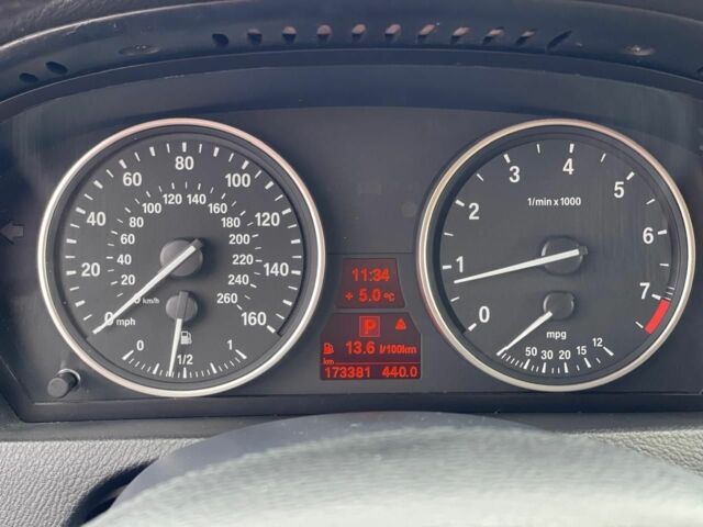 Серый БМВ Х5, объемом двигателя 3 л и пробегом 174 тыс. км за 15500 $, фото 6 на Automoto.ua