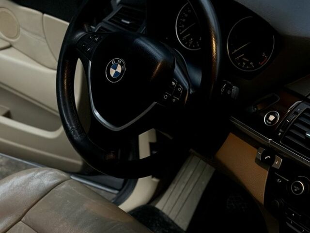 Сірий БМВ Х5, об'ємом двигуна 3 л та пробігом 340 тис. км за 7750 $, фото 17 на Automoto.ua