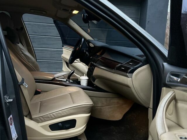 Сірий БМВ Х5, об'ємом двигуна 3 л та пробігом 340 тис. км за 7750 $, фото 15 на Automoto.ua