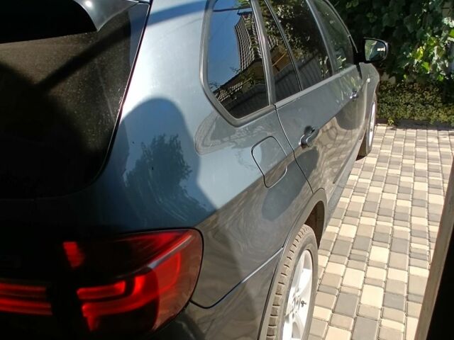 Серый БМВ Х5, объемом двигателя 3 л и пробегом 270 тыс. км за 15500 $, фото 13 на Automoto.ua