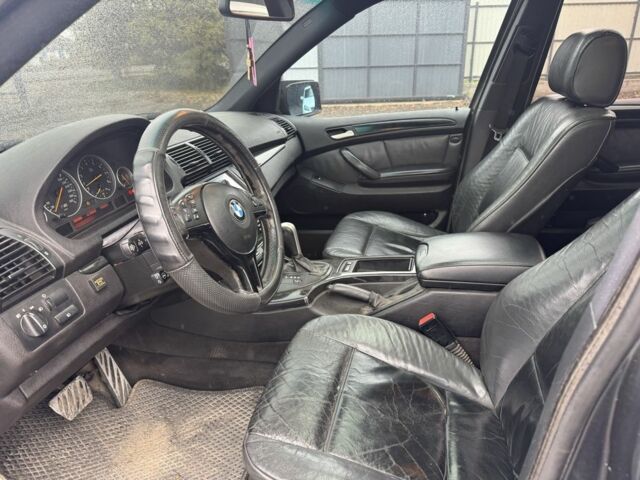 Серый БМВ Х5, объемом двигателя 4.4 л и пробегом 230 тыс. км за 4800 $, фото 8 на Automoto.ua