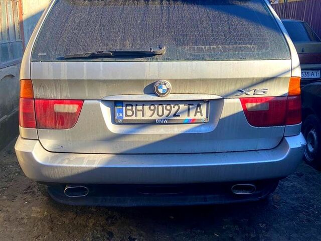 Серый БМВ Х5, объемом двигателя 4.4 л и пробегом 222 тыс. км за 7200 $, фото 4 на Automoto.ua