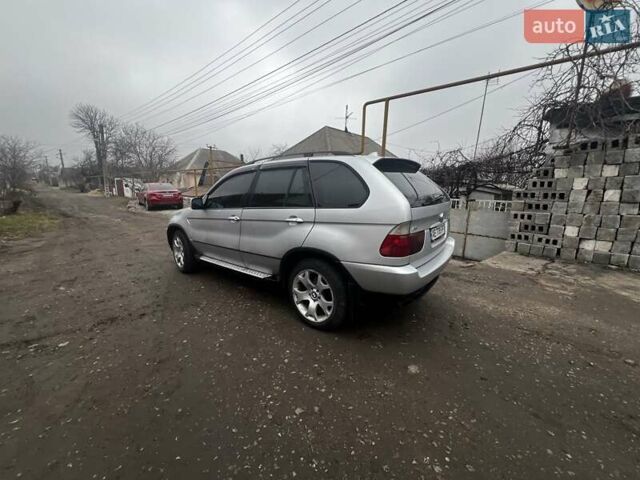 Сірий БМВ Х5, об'ємом двигуна 4.4 л та пробігом 300 тис. км за 7800 $, фото 6 на Automoto.ua