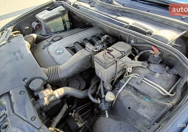 Серый БМВ Х5, объемом двигателя 3 л и пробегом 432 тыс. км за 8500 $, фото 38 на Automoto.ua