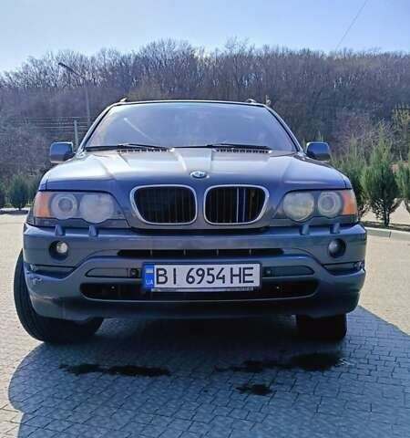 Серый БМВ Х5, объемом двигателя 3 л и пробегом 432 тыс. км за 8500 $, фото 1 на Automoto.ua
