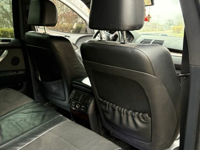 Сірий БМВ Х5, об'ємом двигуна 4.4 л та пробігом 451 тис. км за 6000 $, фото 7 на Automoto.ua