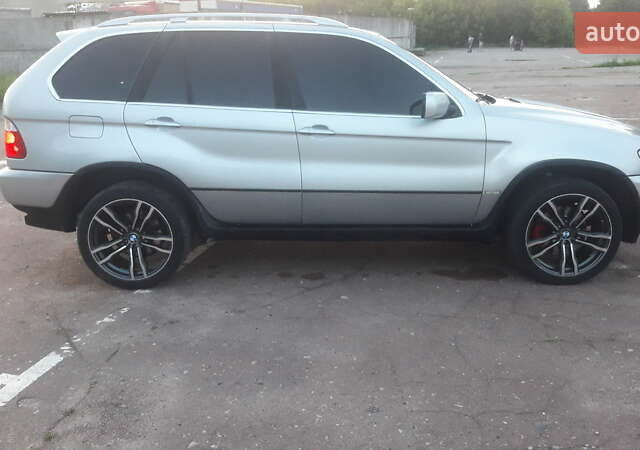 Сірий БМВ Х5, об'ємом двигуна 4.4 л та пробігом 310 тис. км за 8000 $, фото 27 на Automoto.ua