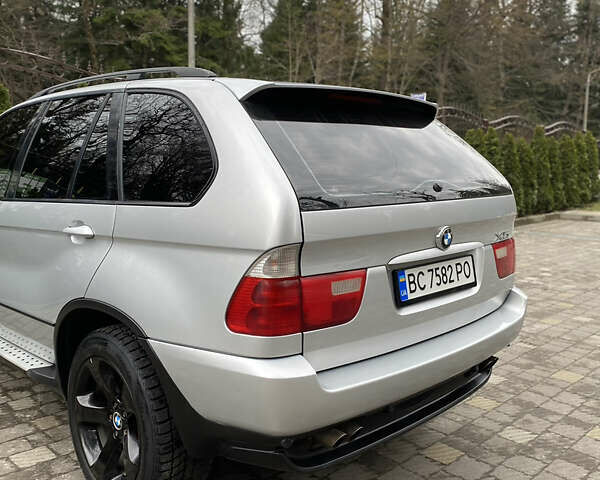 Сірий БМВ Х5, об'ємом двигуна 4.4 л та пробігом 217 тис. км за 8000 $, фото 3 на Automoto.ua