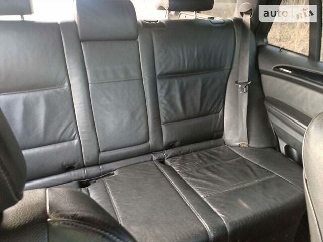 Серый БМВ Х5, объемом двигателя 3 л и пробегом 380 тыс. км за 10600 $, фото 24 на Automoto.ua