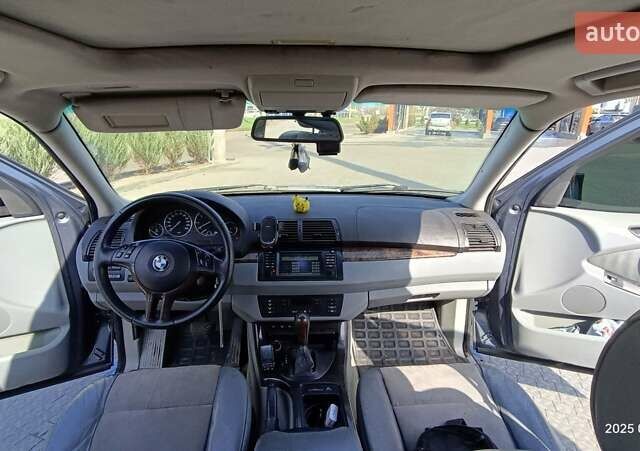 Серый БМВ Х5, объемом двигателя 3 л и пробегом 432 тыс. км за 8500 $, фото 22 на Automoto.ua