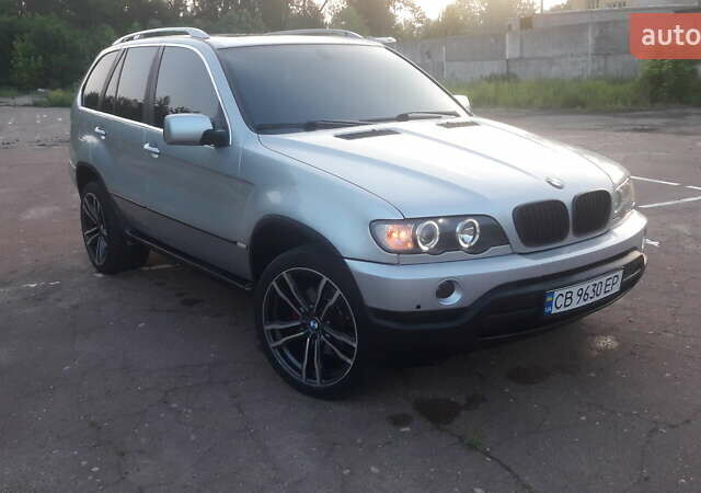 Сірий БМВ Х5, об'ємом двигуна 4.4 л та пробігом 310 тис. км за 8000 $, фото 6 на Automoto.ua