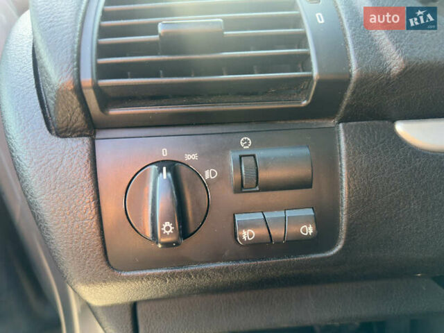 Серый БМВ Х5, объемом двигателя 2.93 л и пробегом 350 тыс. км за 6950 $, фото 14 на Automoto.ua