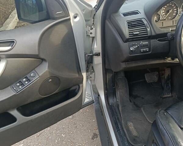 Серый БМВ Х5, объемом двигателя 3 л и пробегом 380 тыс. км за 10600 $, фото 19 на Automoto.ua