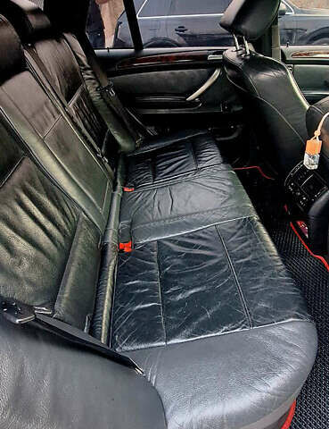 Серый БМВ Х5, объемом двигателя 4.4 л и пробегом 330 тыс. км за 8000 $, фото 11 на Automoto.ua