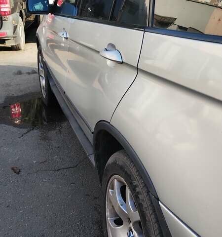 Сірий БМВ Х5, об'ємом двигуна 4.4 л та пробігом 280 тис. км за 7500 $, фото 6 на Automoto.ua